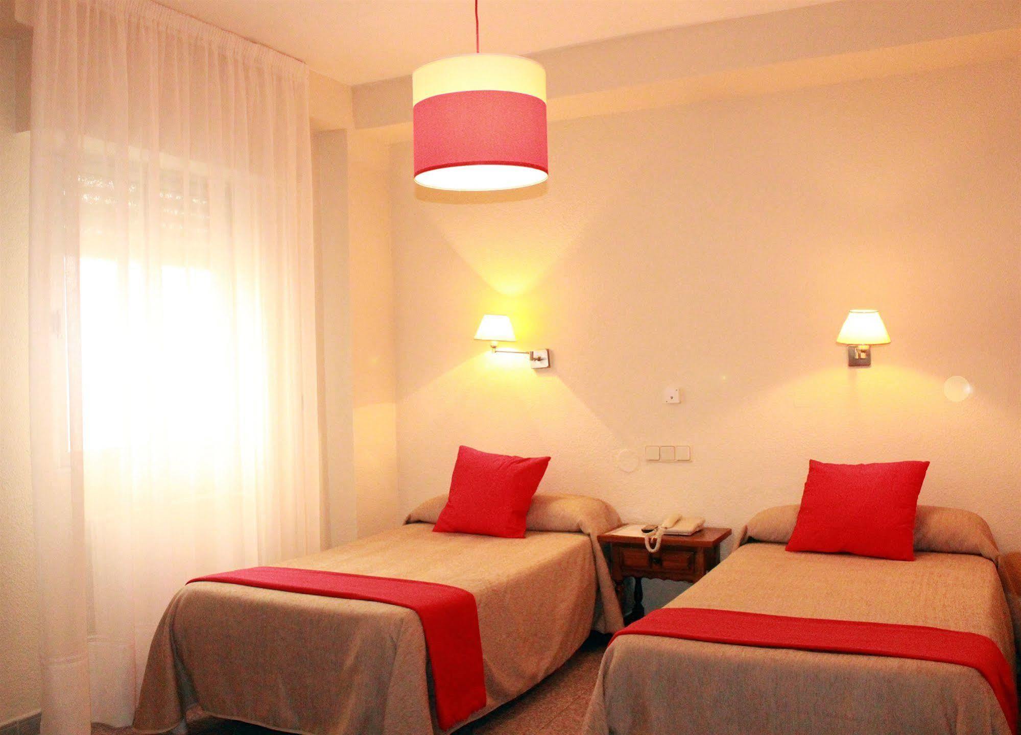 Hotel La Paz Úbeda Extérieur photo
